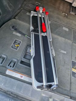 Manual Tile Cutter with Scoring Rail