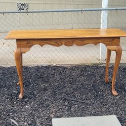 Solid oak Mid Century sofa table/entry table/console Table
