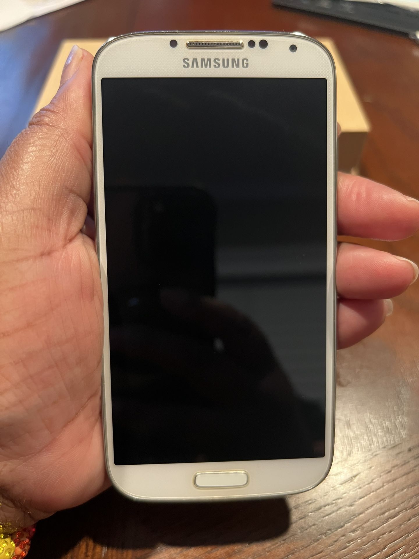 Samsung GALAXY S4 