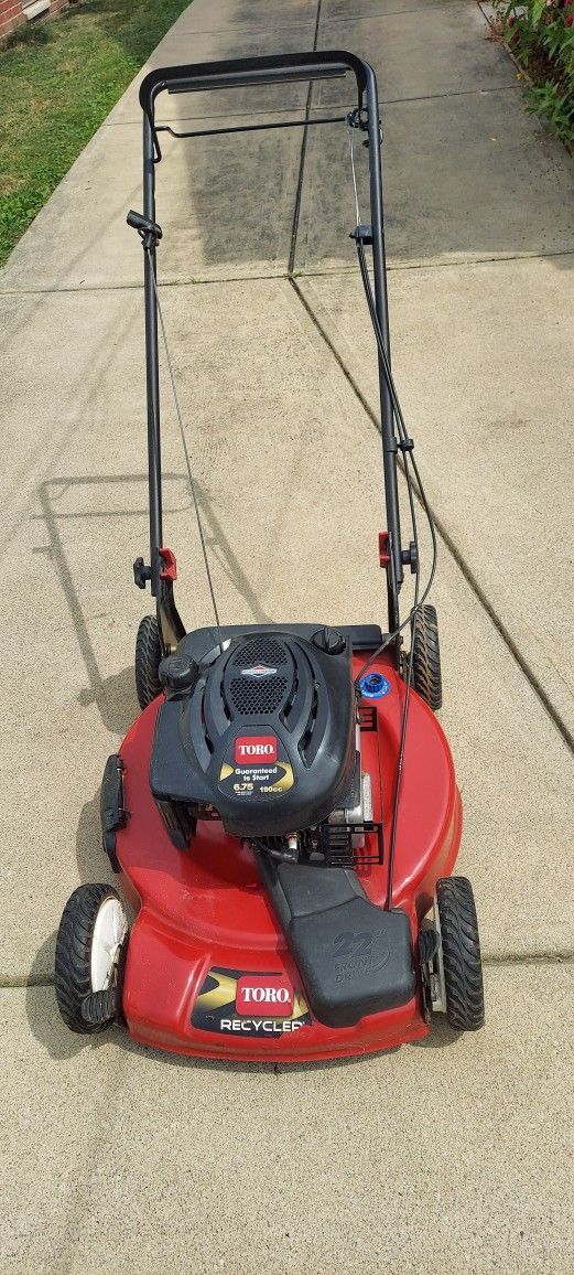 Self Propelled Lawn Mower Toro 6.75