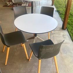 Bistro Dining Table With 4 Chairs 
