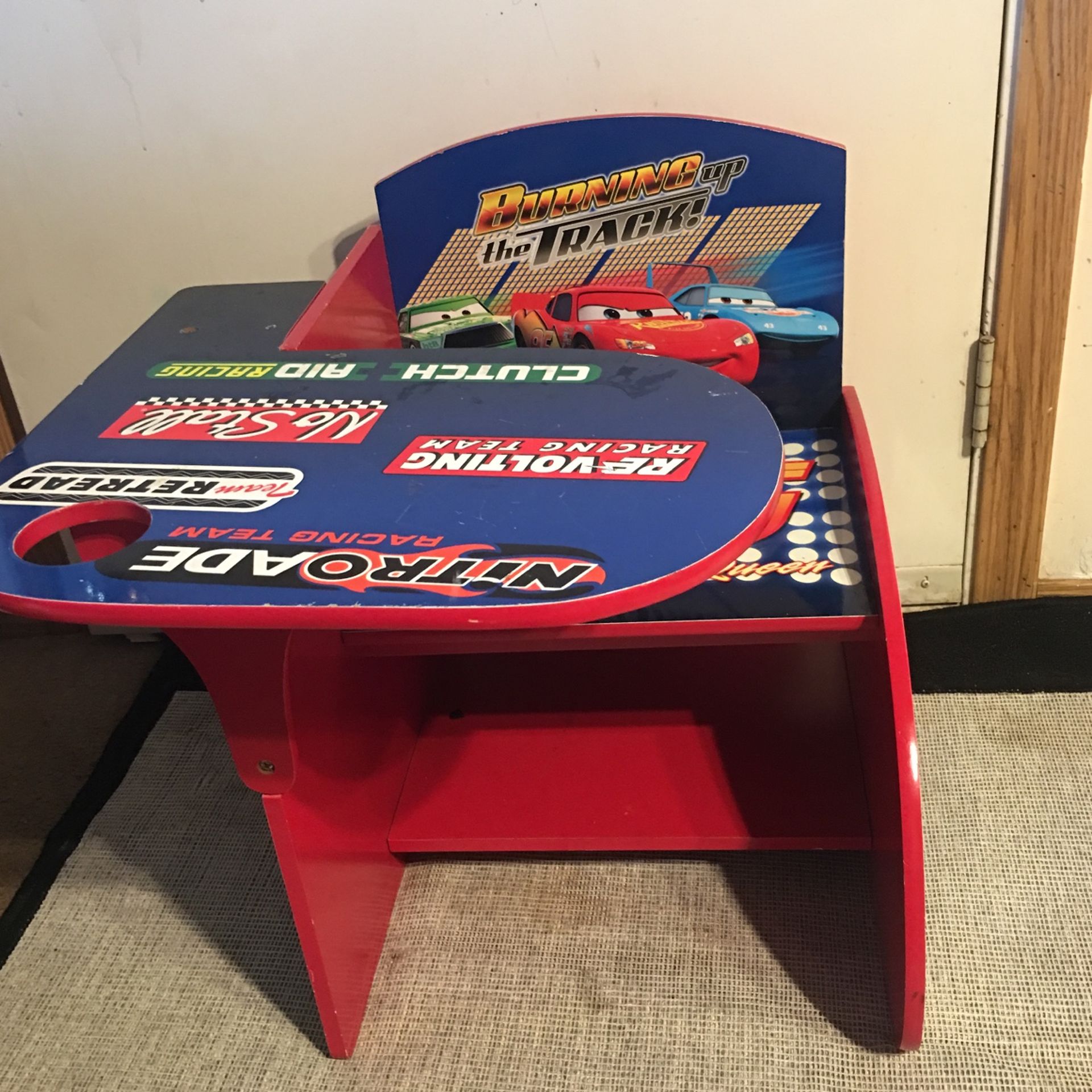 Lighting Mc Queen Desk For Kids 