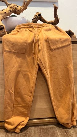 Universal Thread Mustard Yellow Sweatpants Women’s Small
