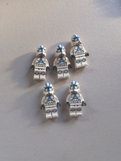 5 501st Clone Troopers No Helmet Holes