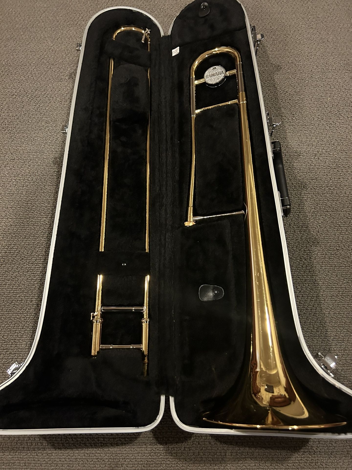Unblemished Yamaha Trombone- Well Maintained