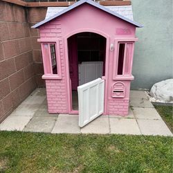 Little Tikes Playhouse