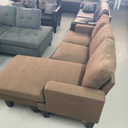 SMALL SECTIONAL 