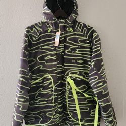 NEW with Tag - Men’s Medium Nike Men's Project F.R.O.G Storm-FIT Hooded Jacket