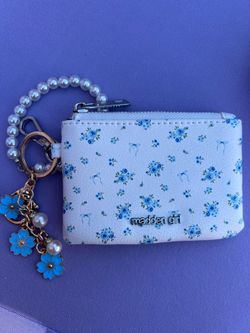 Wristlet coin bag