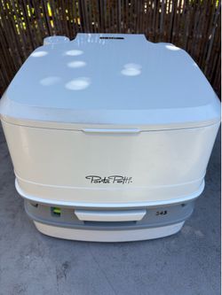 Thetford Porta Potti 345 - Used Once + Sanitized!