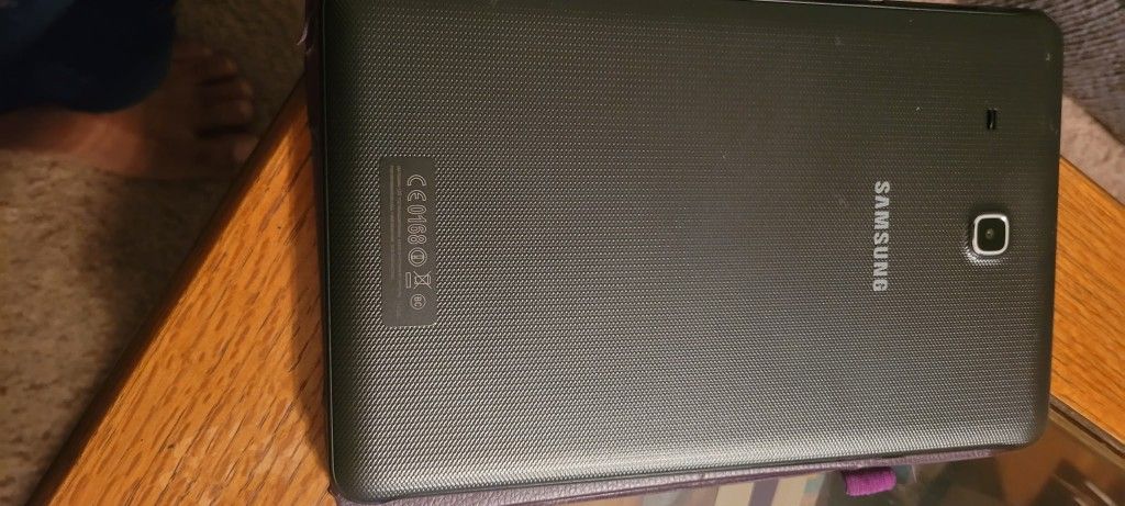 SAMSUNG Galaxy Tab E
16 GB