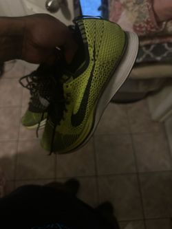 Nike flyknit Racer sz9