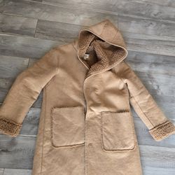 Woman's Coat 