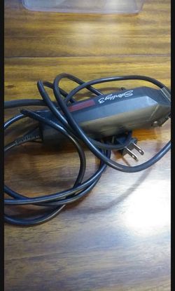 Máquina Cortadora De Cabello En Muy Buenas Condiciones