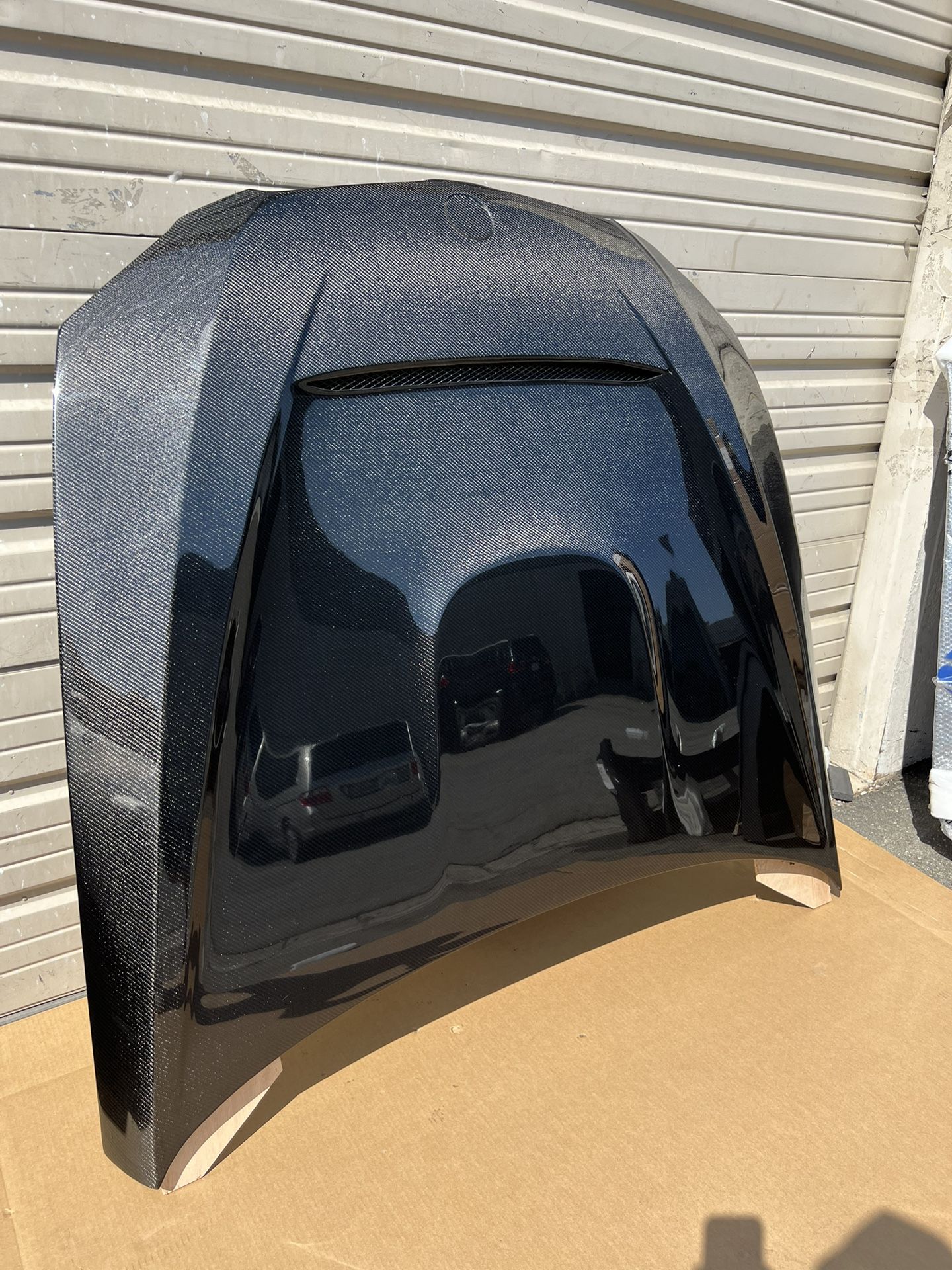 2007 2008 2009 2010 BMW 3 Series E92 E93 VIS Racing GTS Style Carbon Fiber Vented Hood