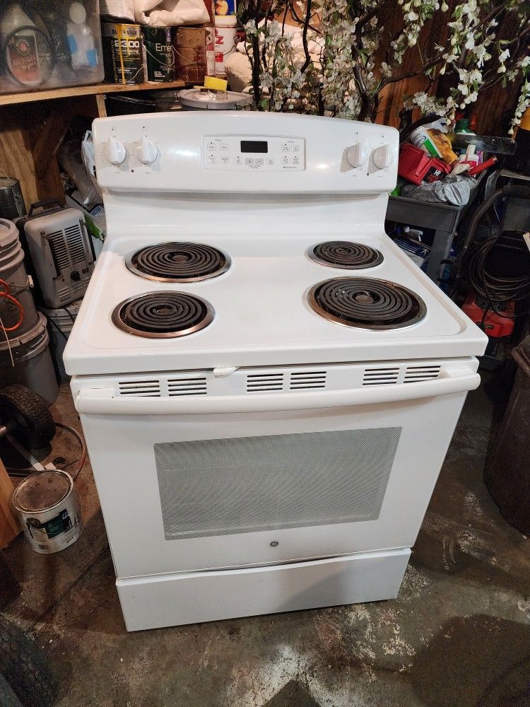 GE Electric Stove JB250DF5WW