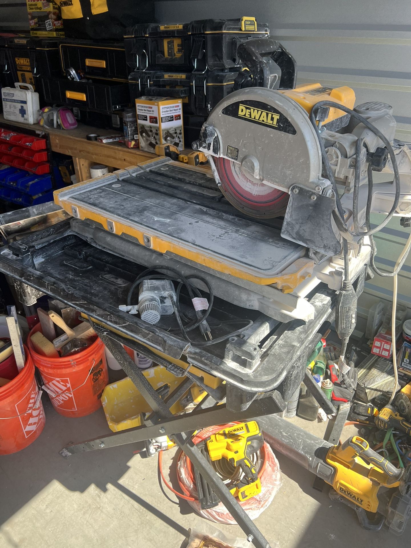 Dewalt 36000 Tile saw for Sale in Peoria, AZ OfferUp