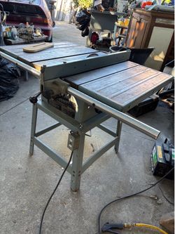 Delta contractor table saw