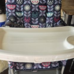 Costco high chair like new