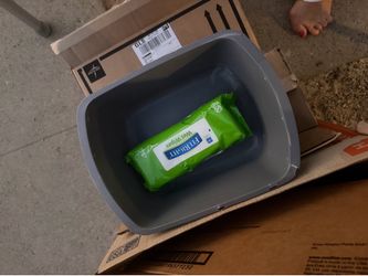 Medium size depends wipes and a shower chair for free. Come pick up.