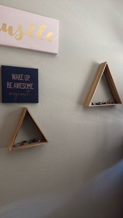 Wall decor