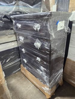 New Ashley chest