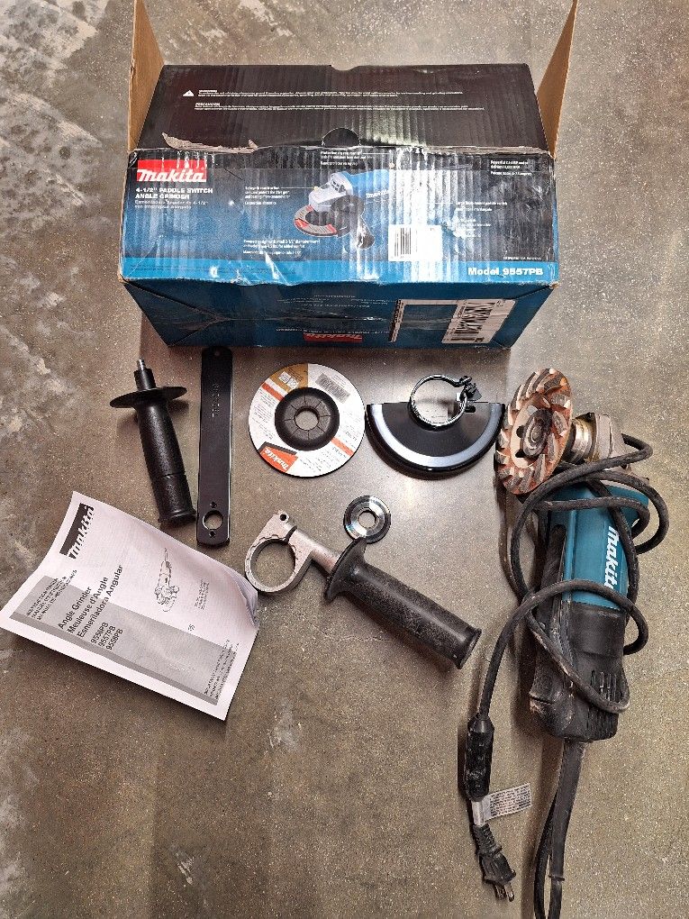 Makita Grinder