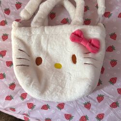 Hello kitty purse 