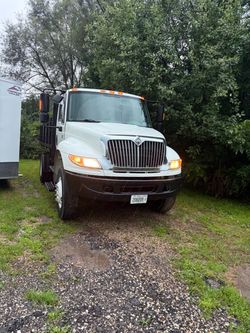 2005 International DT4400 Dump