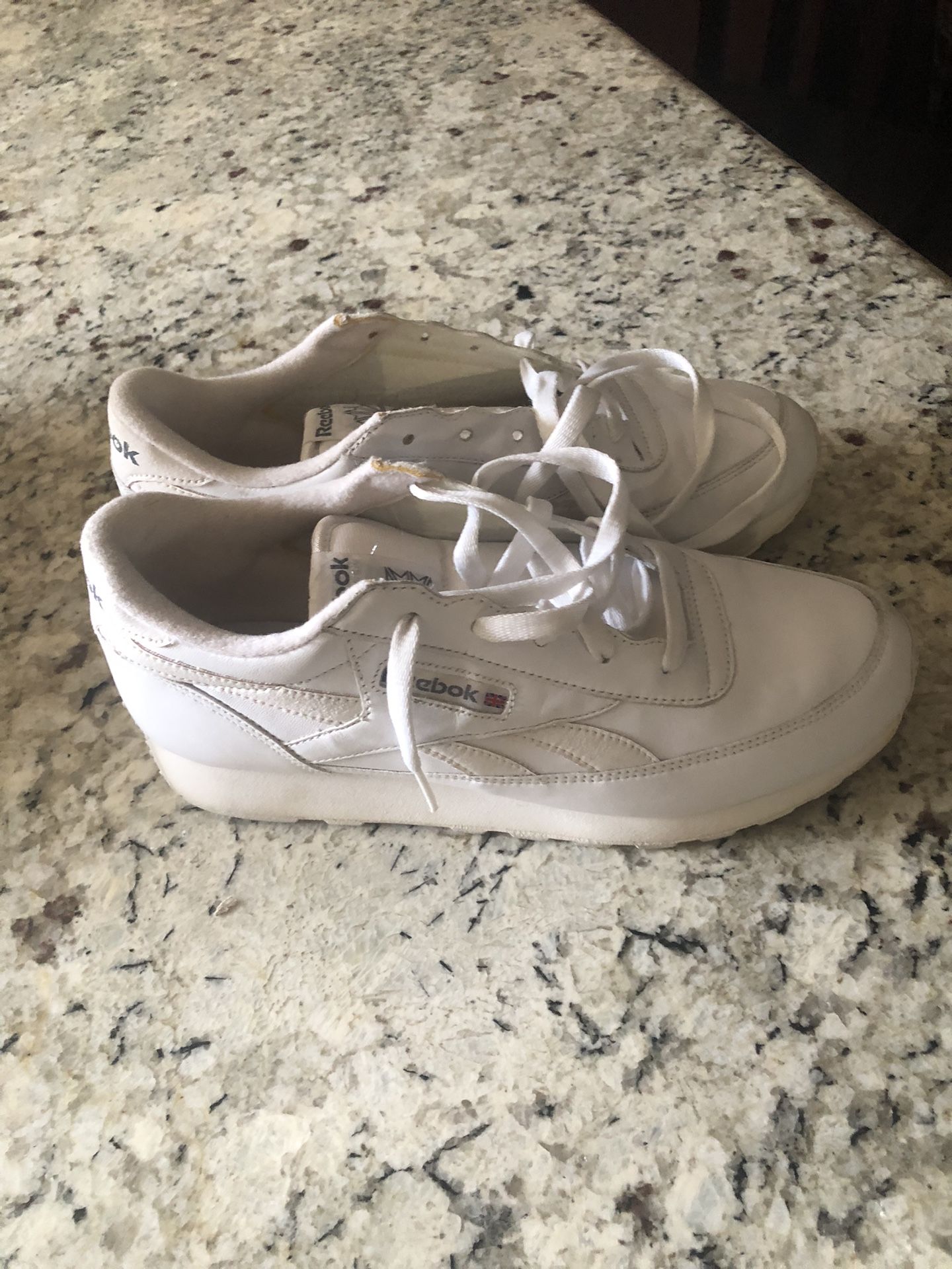 Reebok Size 8.5