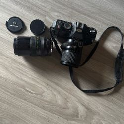 Nikon N2000 Camera 