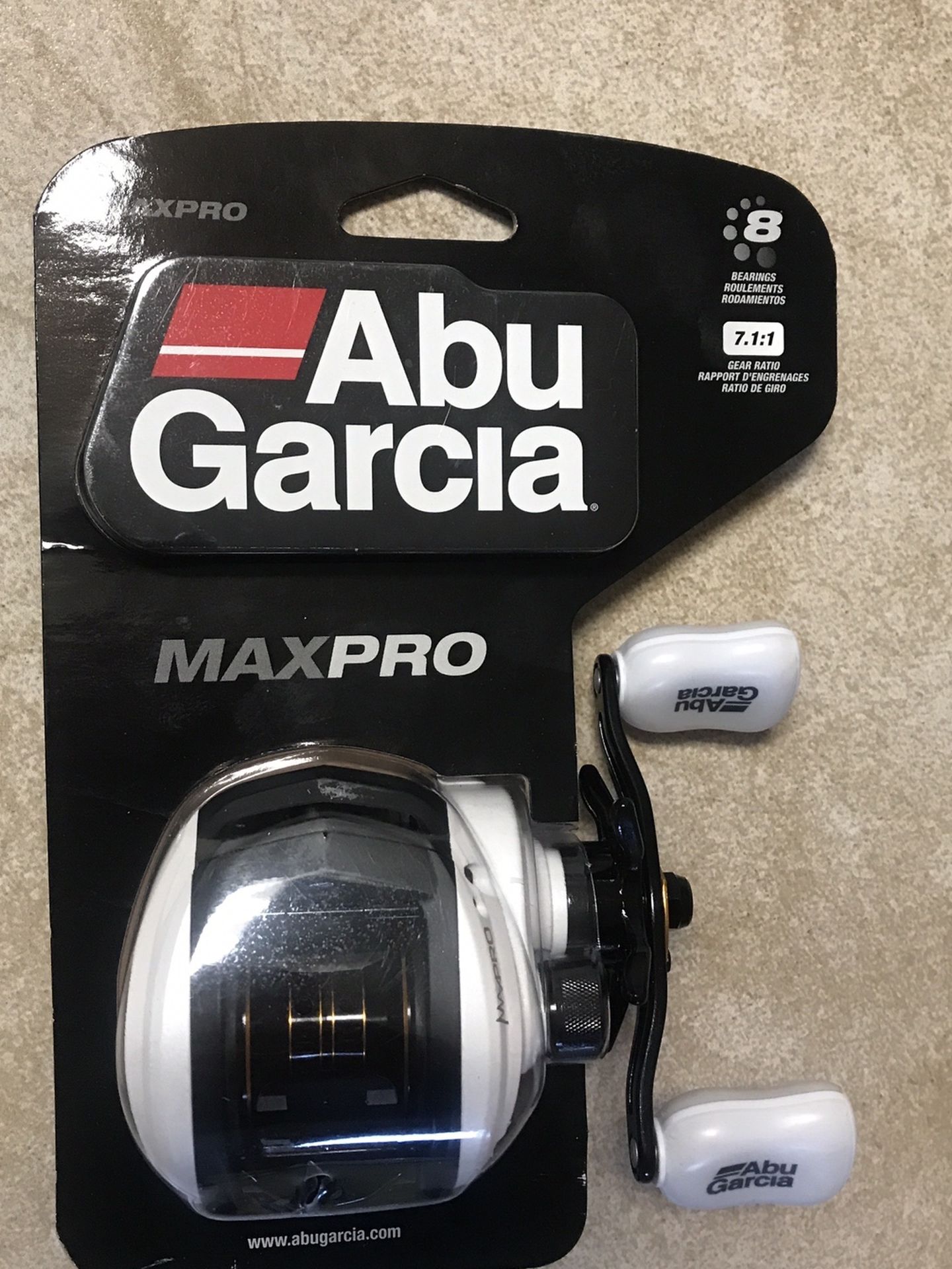 Abu Garcia MAXPRO 8 Bearing 7.1:1 Fishing Reel MAXPRO ~NEW