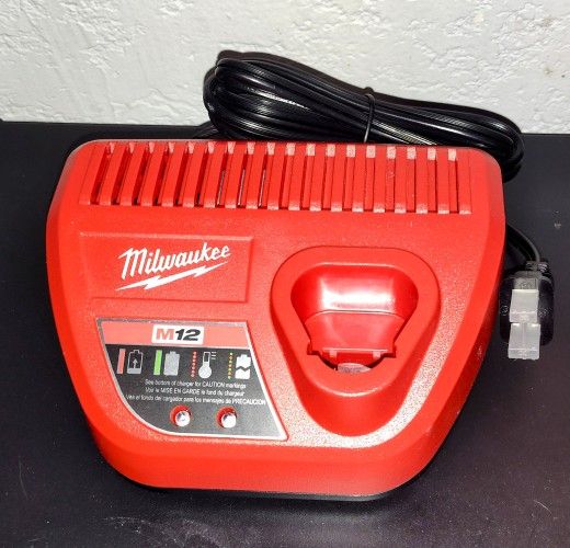 Milwaukee M12 charger