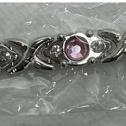 Very nice Bracelet, almost 8 inches