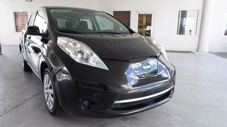 2017 Nissan LEAF