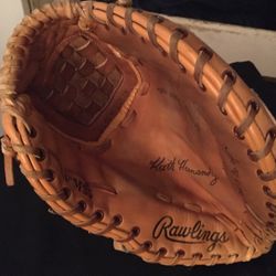 Sweet Hernandez Deep Pocket Glove