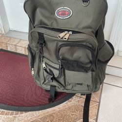 hand backpack in good condition with very clean wheel