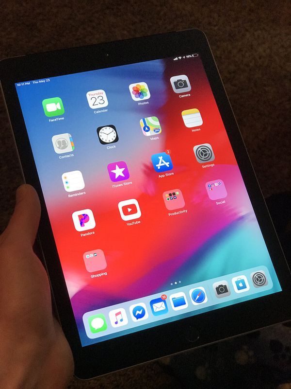 iPad pro WiFi + CELLULAR for Sale in Indianapolis, IN - OfferUp