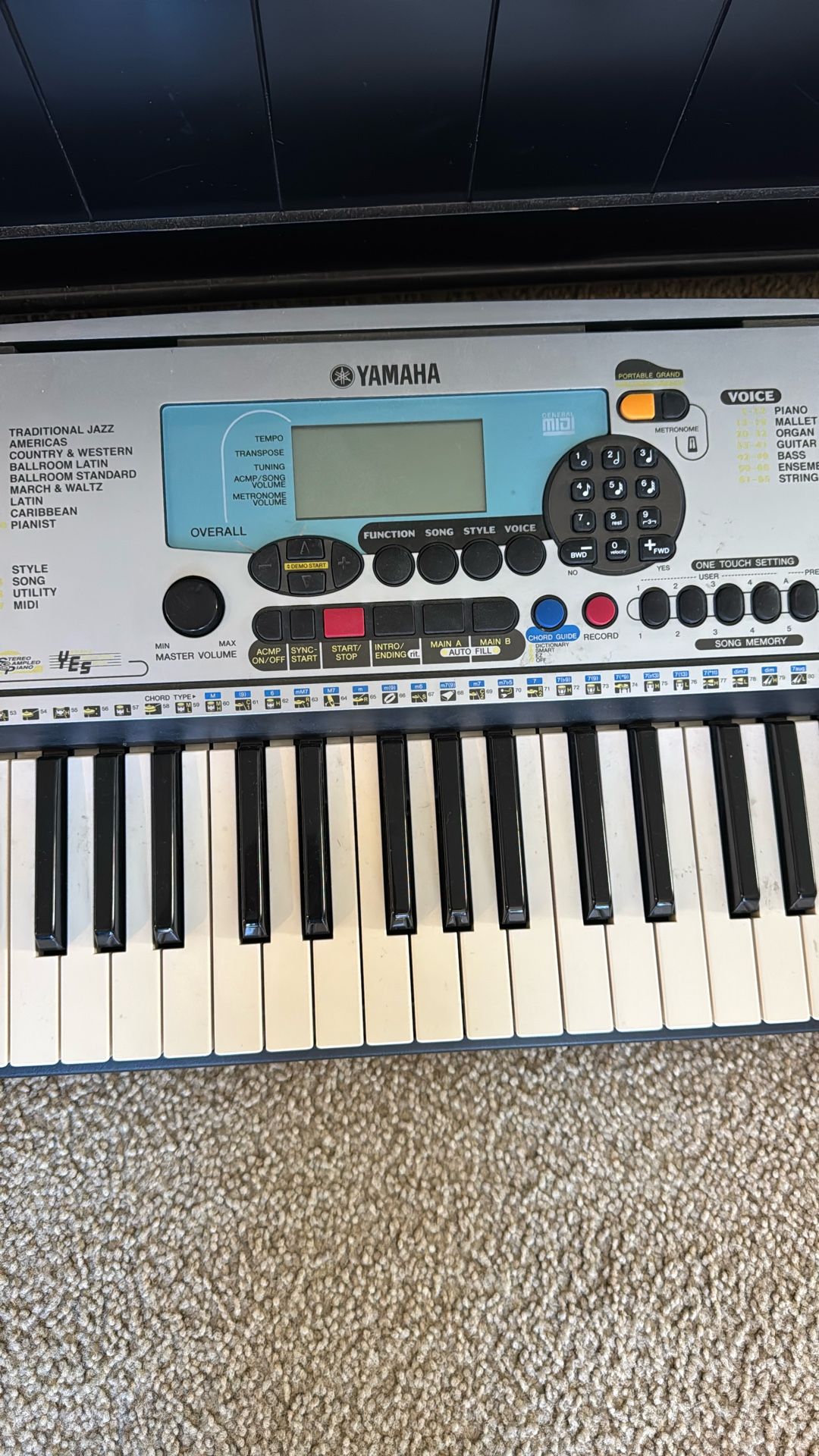 Yamaha Electric Keyboard