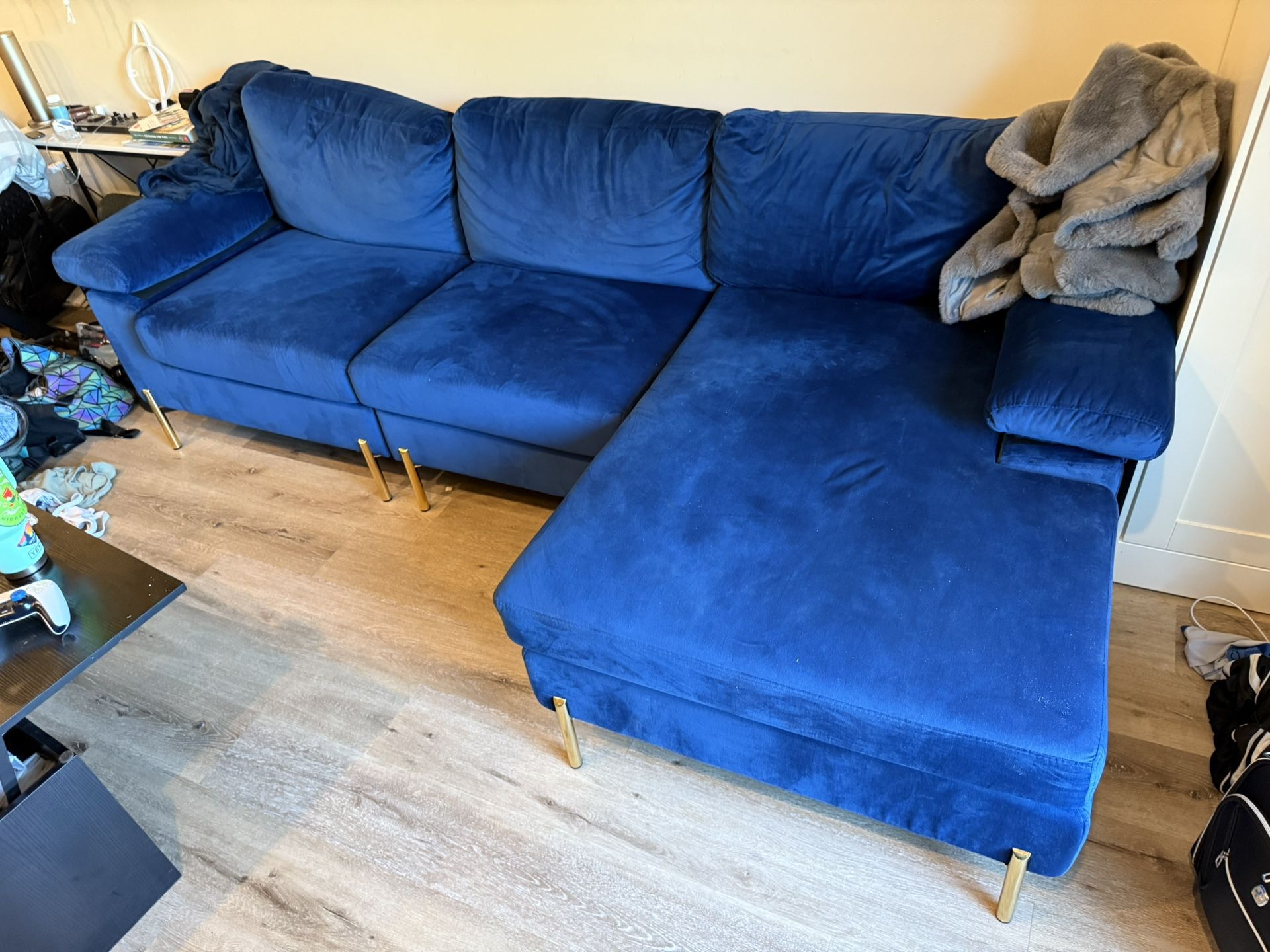 Blue Velvet L Sectional