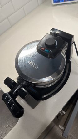 Waffle maker