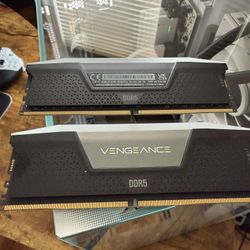Vengeance DDR5 16gb X 2 (32gb) Ram Sticks