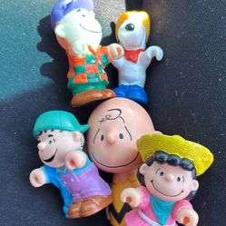 Toys And Keychain 
