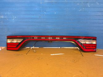 Durango 2016 2017 2018 2019 2020 2021 2022 taillight