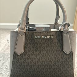 Designer Michael Kors MK Bag Kimberley MK Bag Brand New 
