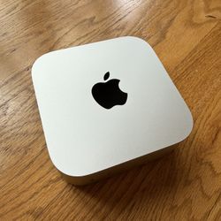 Apple M4 Mac Mini 24gb/256gb