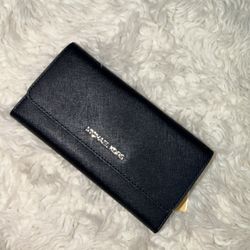 NEW Michael Kors Wallet