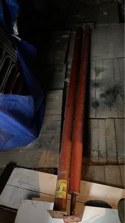 Floor jacks