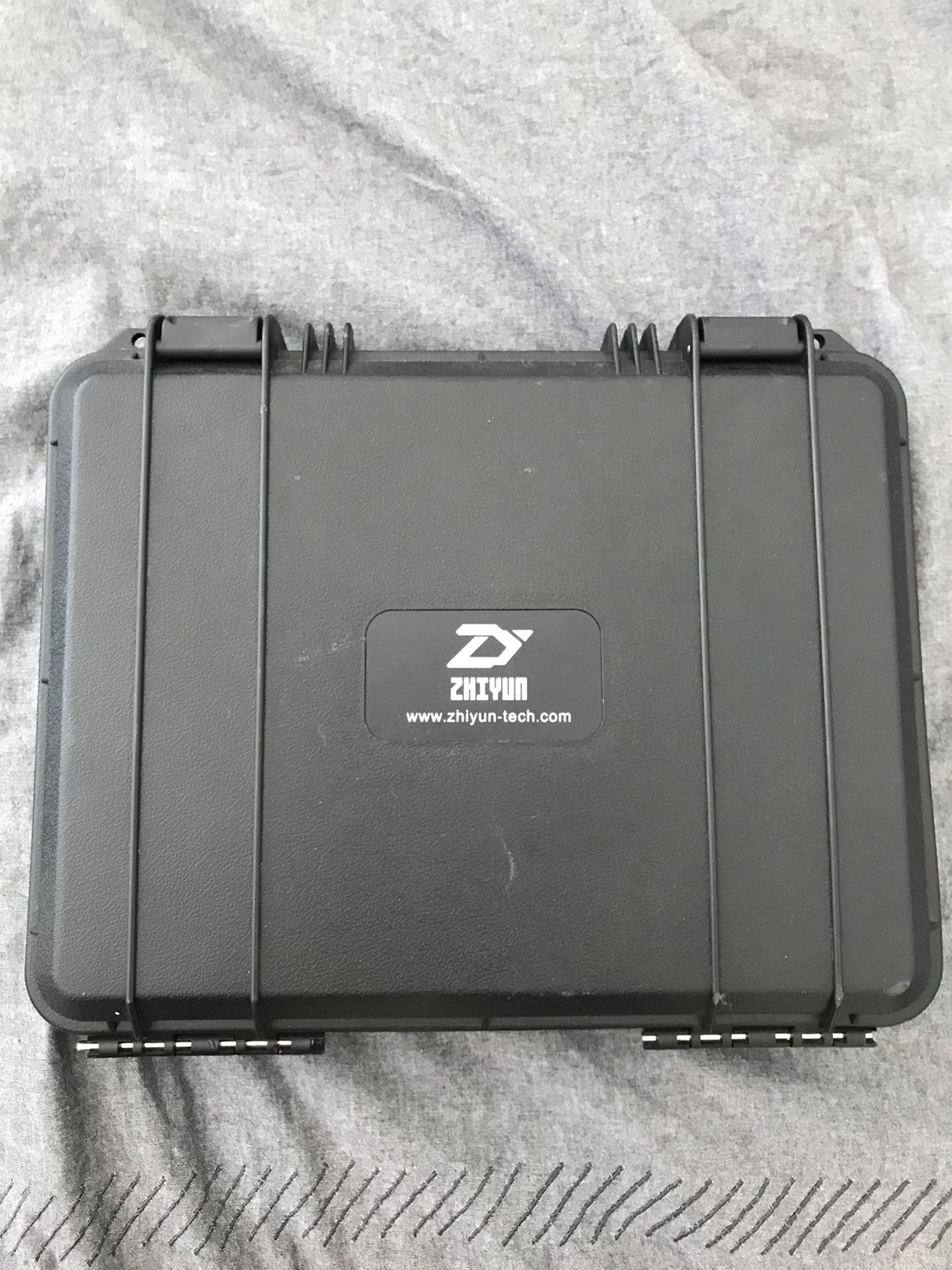 Zhiyun crane V2 (camera stabilizer/gimbal)