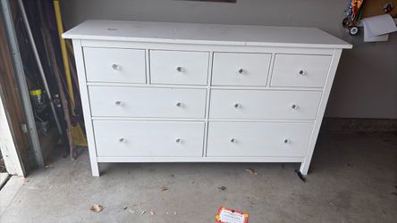 8 drawer dresser